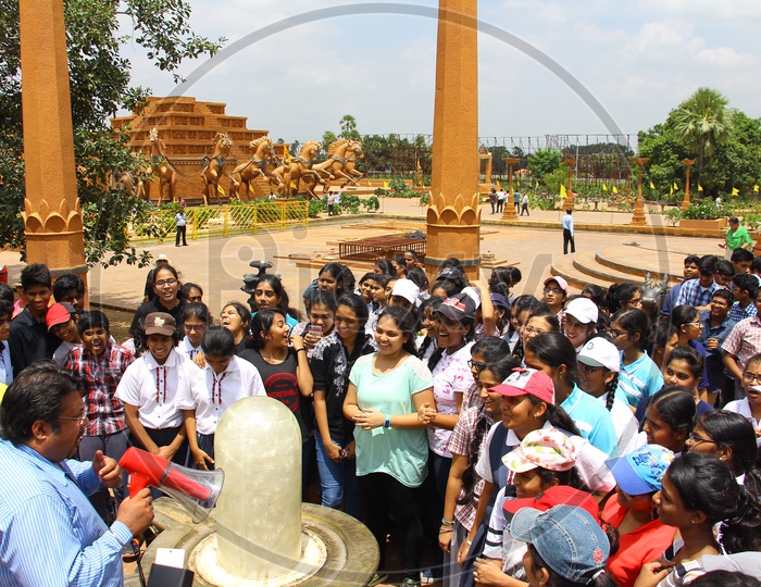 School Students As a Excursion  to Bahubali Movie  Mahismathi Kingdom Sets in Ramoji Film City