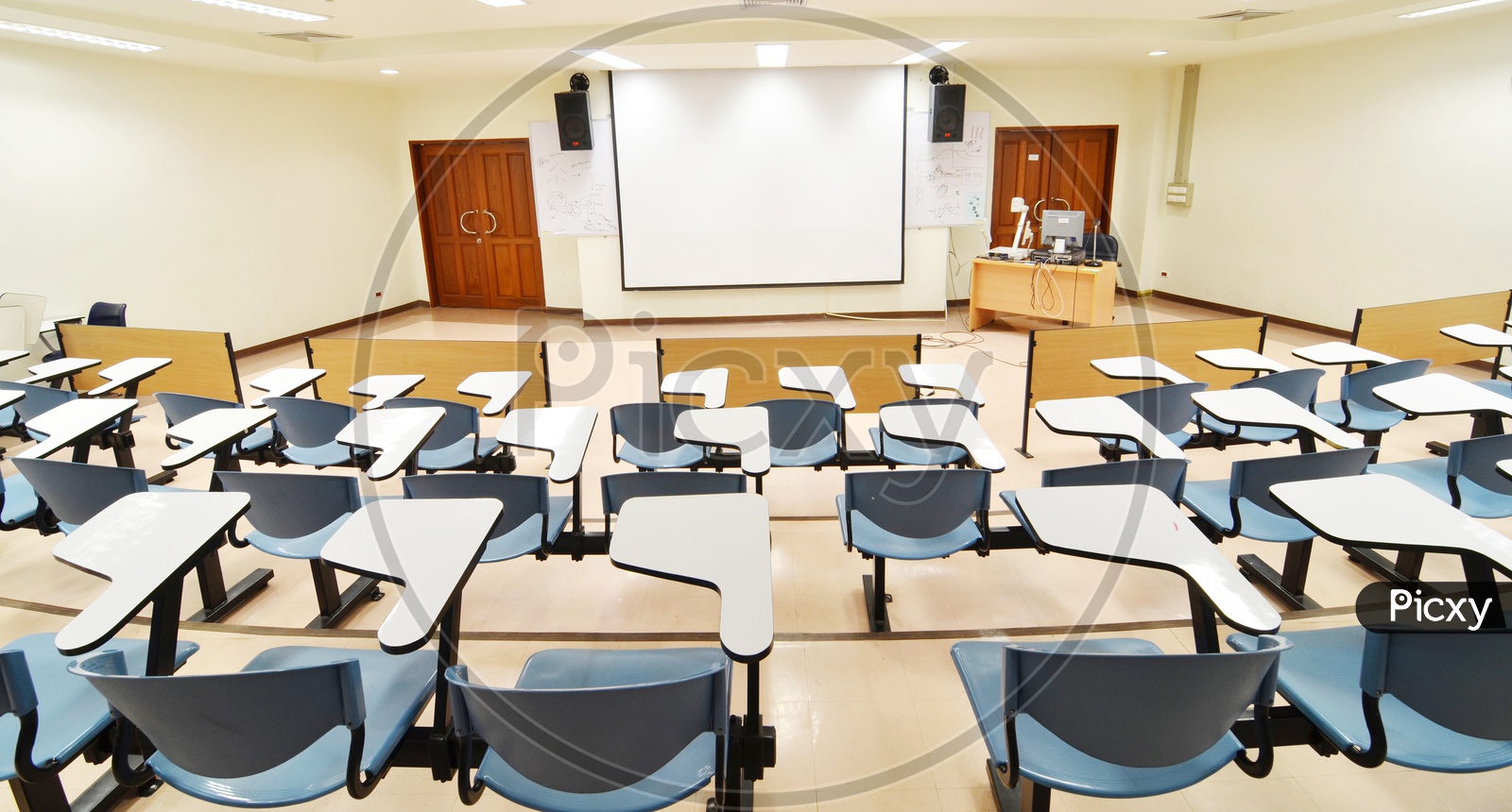Image of class room With Chairs And Board in a CollegeSJ359206Picxy