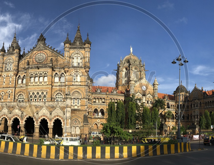 Mumbai Central Railway Station CSMT Building   View From Outside