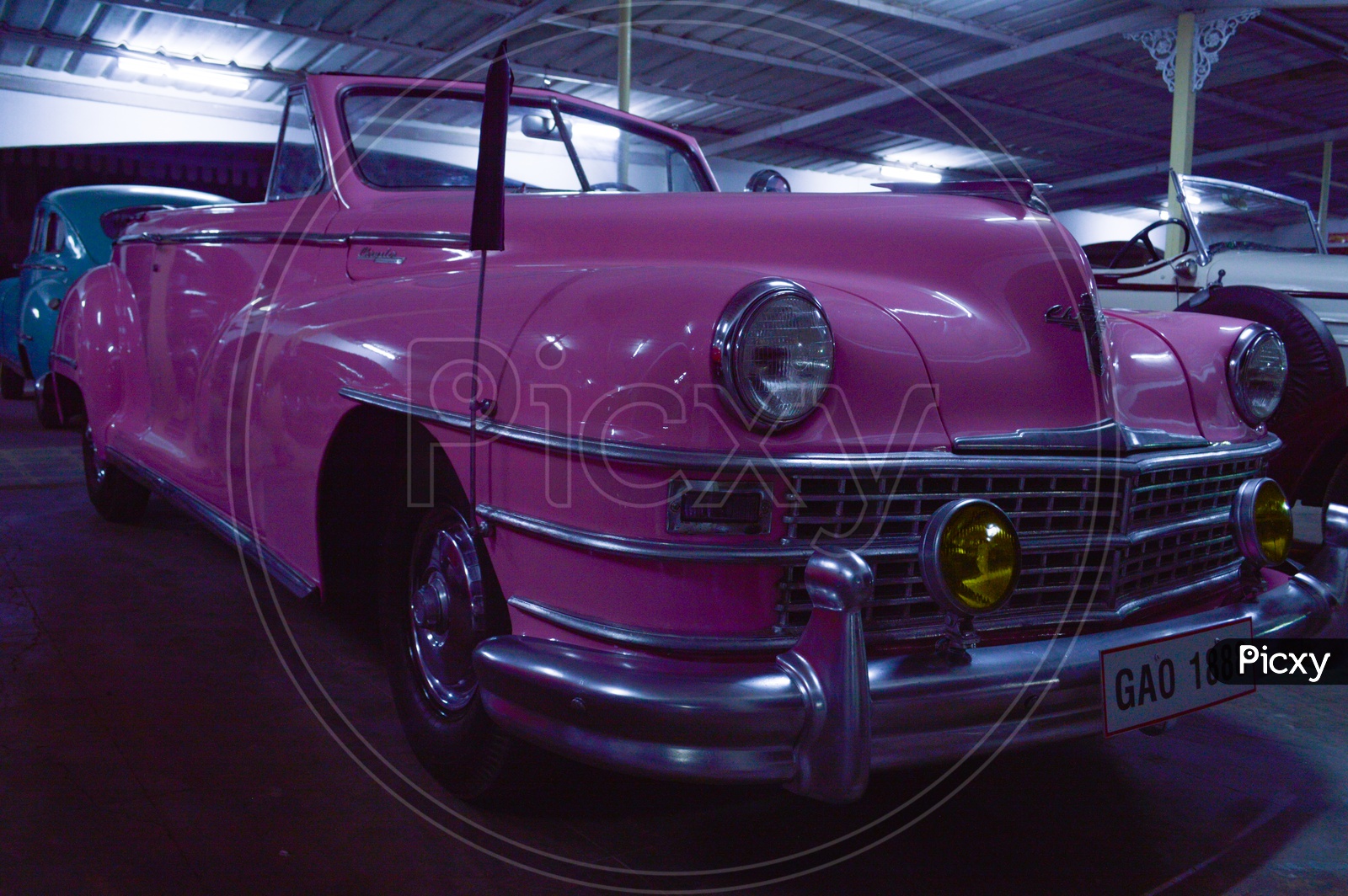 Chrysler Windsor - Vintage Luxury Car - USA Make - Orthogonal View - Convertible car