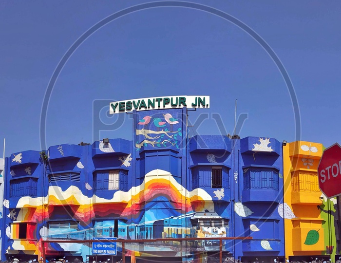 front facade of yesvantpur railway station.