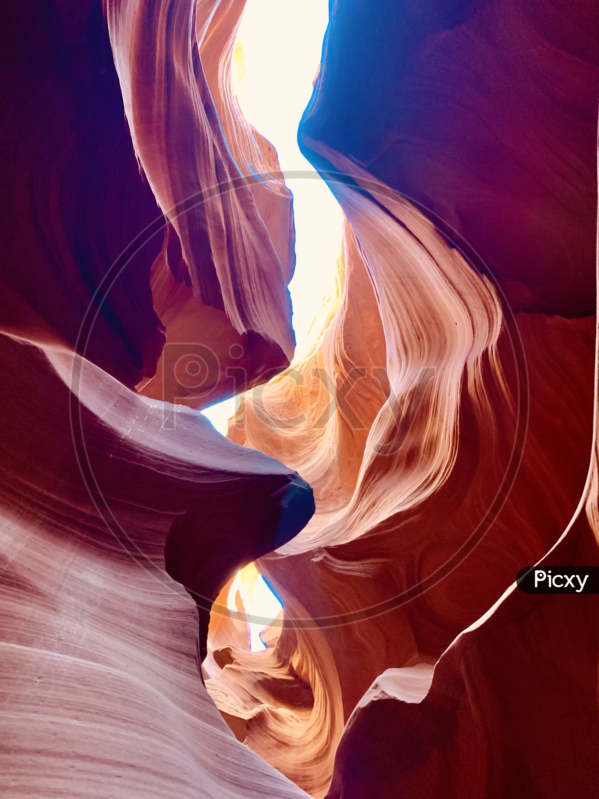 Lower Antelope Canyons resembling Waves