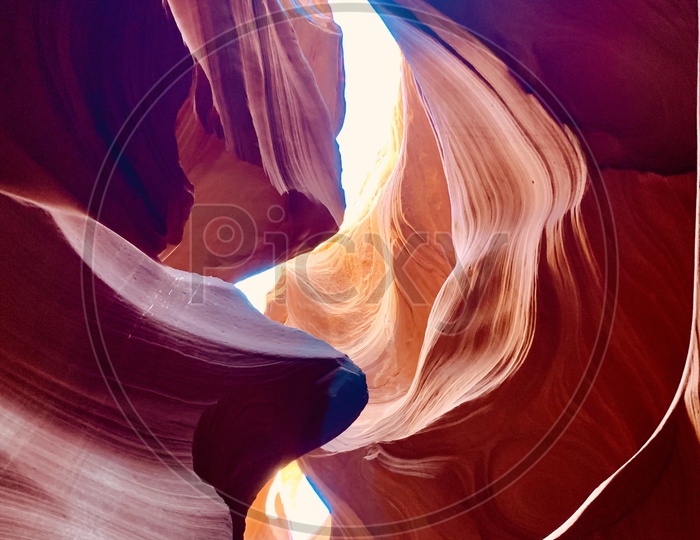 Lower Antelope Canyons resembling Waves