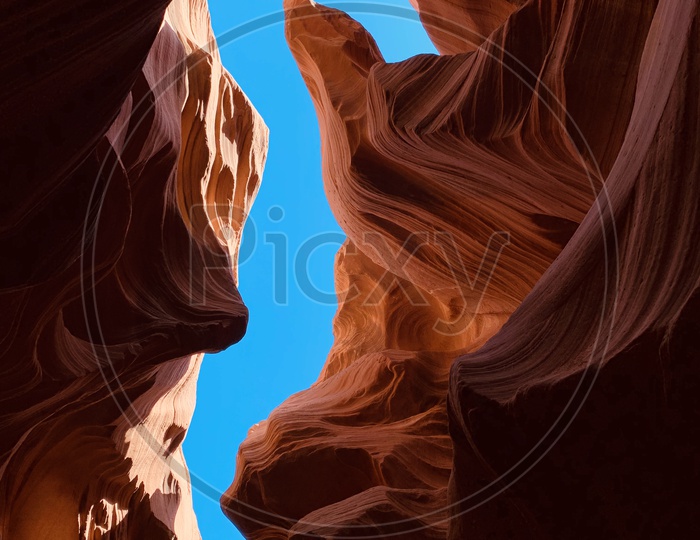 Lower Antelope Canyons resembling Sea Horse