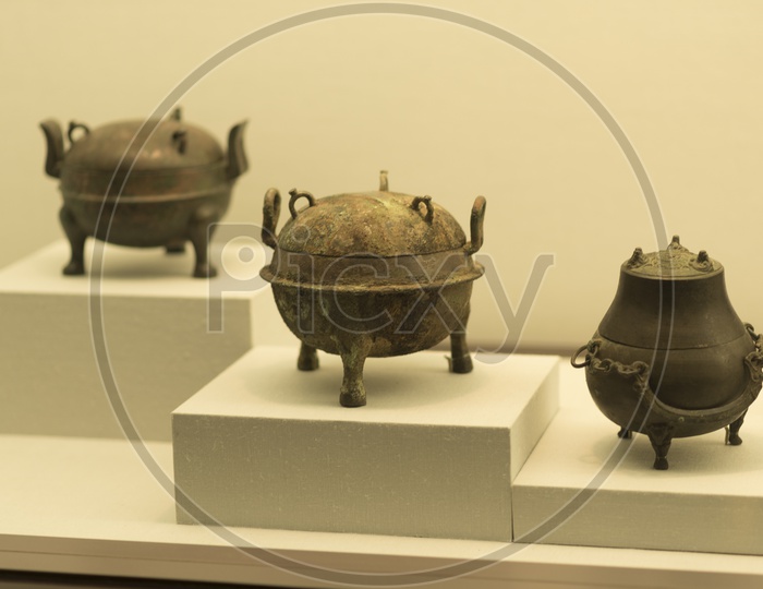 Antique Kettles  In display  at  Taipei's National Palace Museum