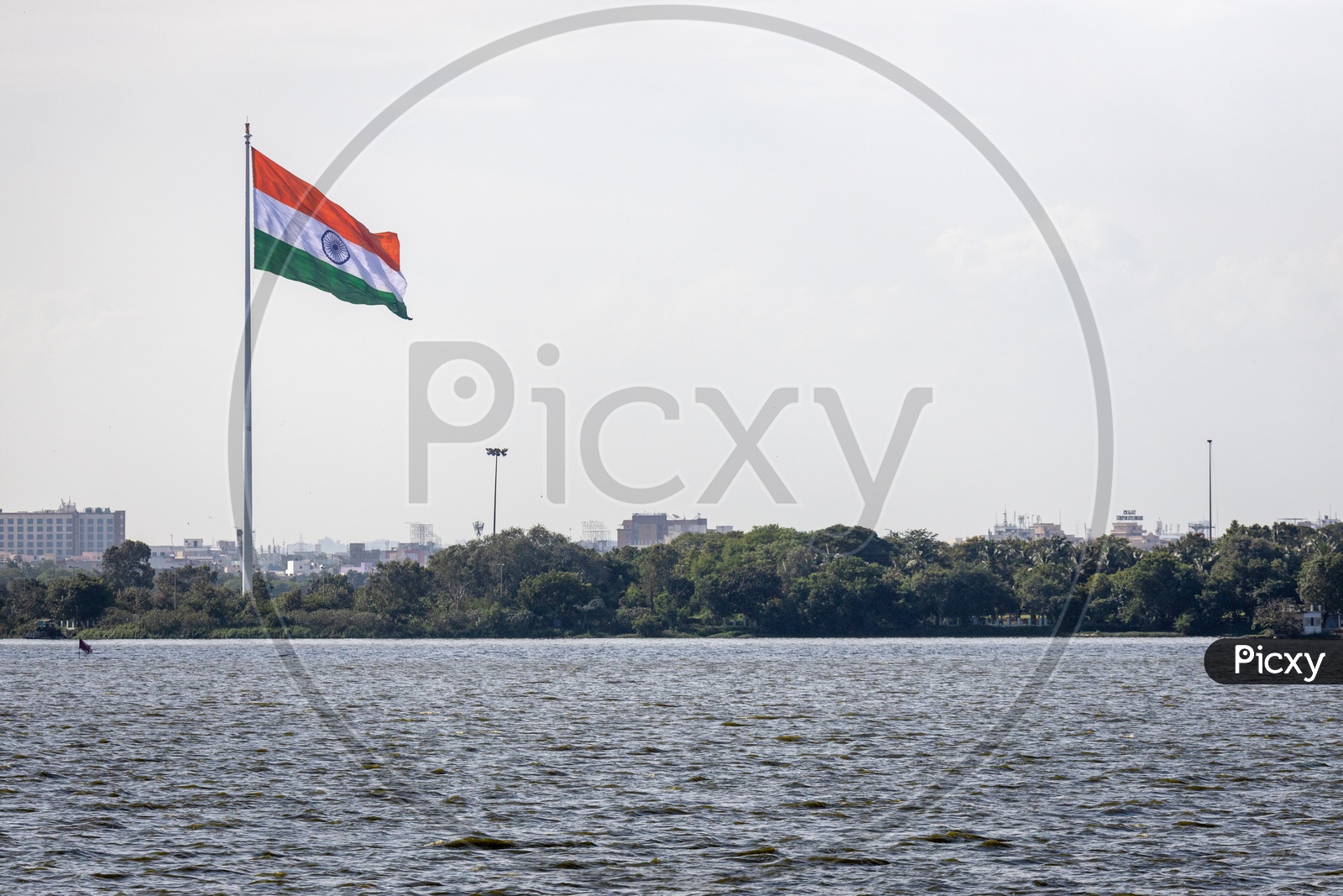 Biggest and Largest  Indian National Tri Color Flag In Hussain Sagar Lake At Tank Bund