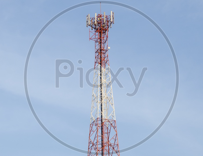 Cellular network Antenna Towers