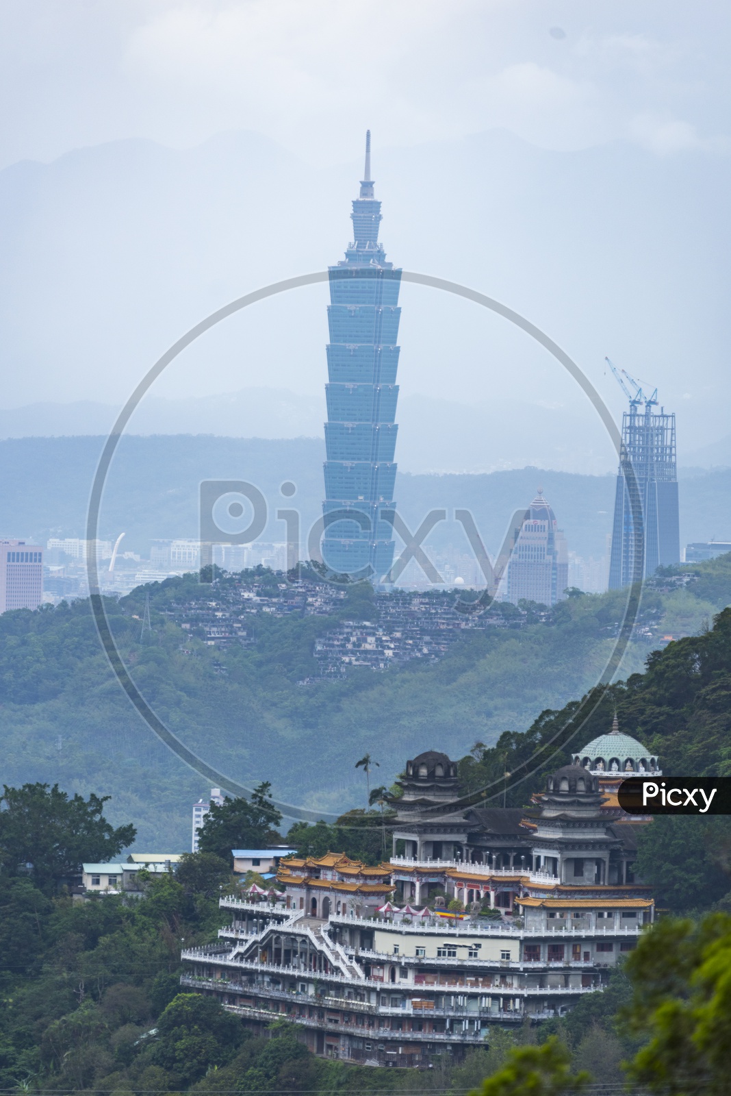 Taipei City scape  With Famous 101 Building View From Elephant Mountain Hiking Trail