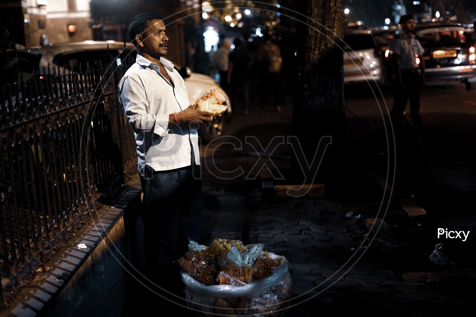 Local vendor at Gateway of India