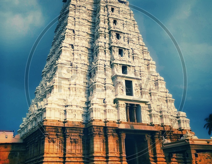 Vellayi Gopuram - Srirangam