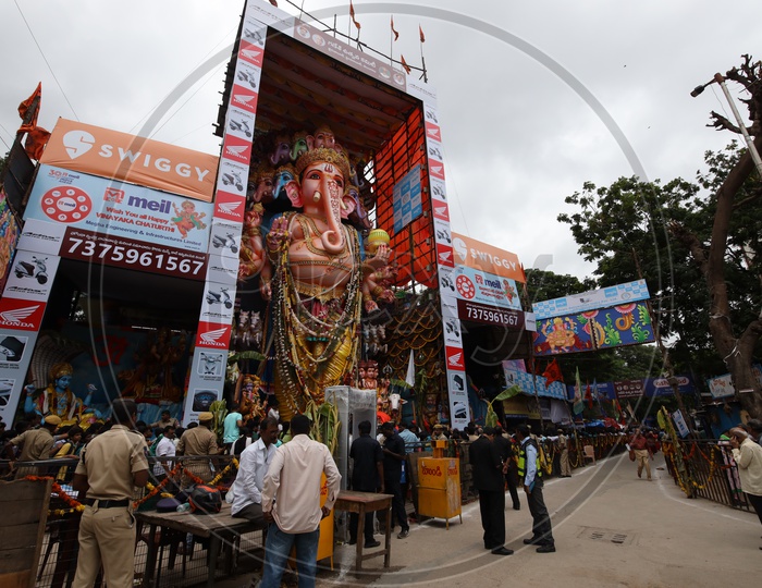 Sri Dwadashaditya Maha Ganapathi Idol In Khairatabad For Ganesh Chathurdhi Festival 2019 With Devotees in Queue Lines