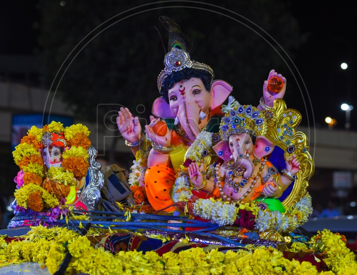 Ganesh Chaturthi is the major religious festivals in Hyderabad which is celebrated with great pomp and show.