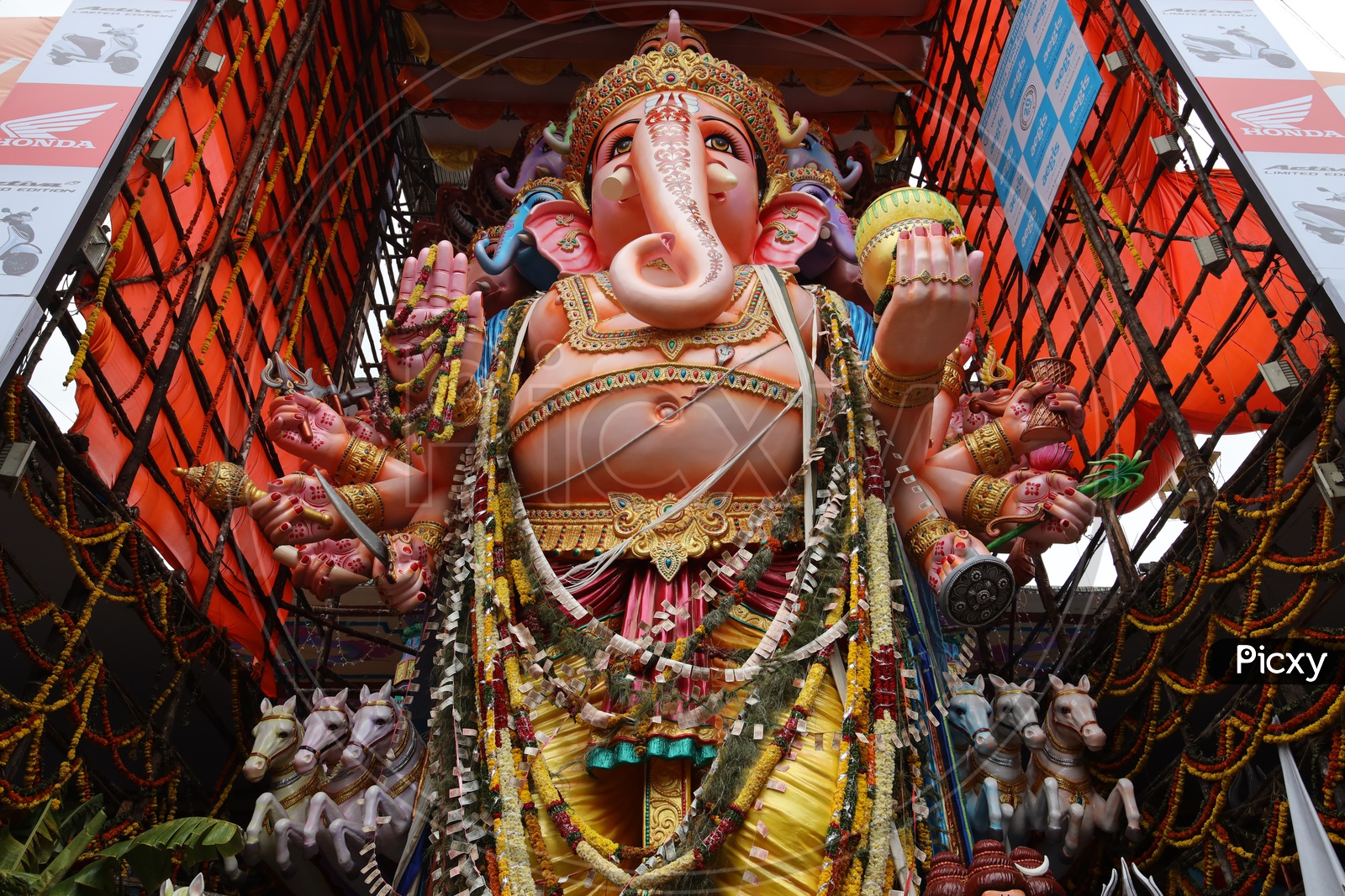 Image of Close View Of Sri Dwadashaditya Maha Ganapathi Idol In ...