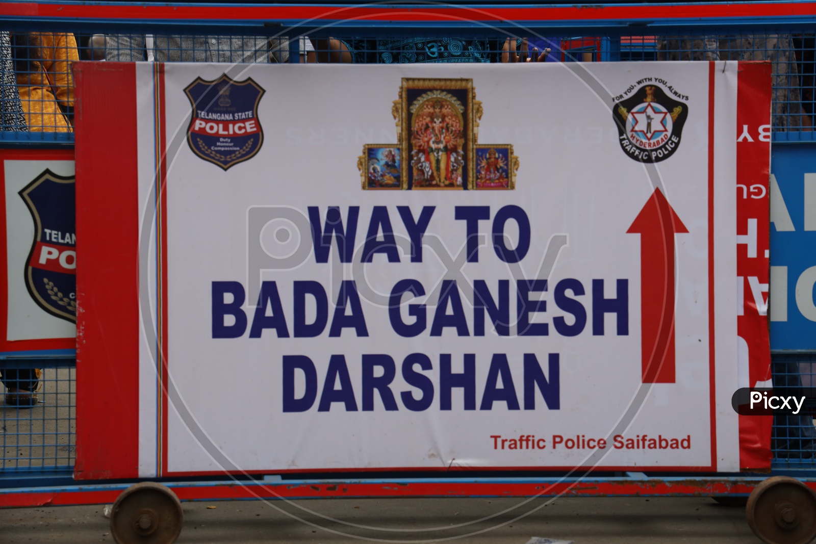 Direction Boards For Kairatabad Ganesh By Hyderabad Traffic police