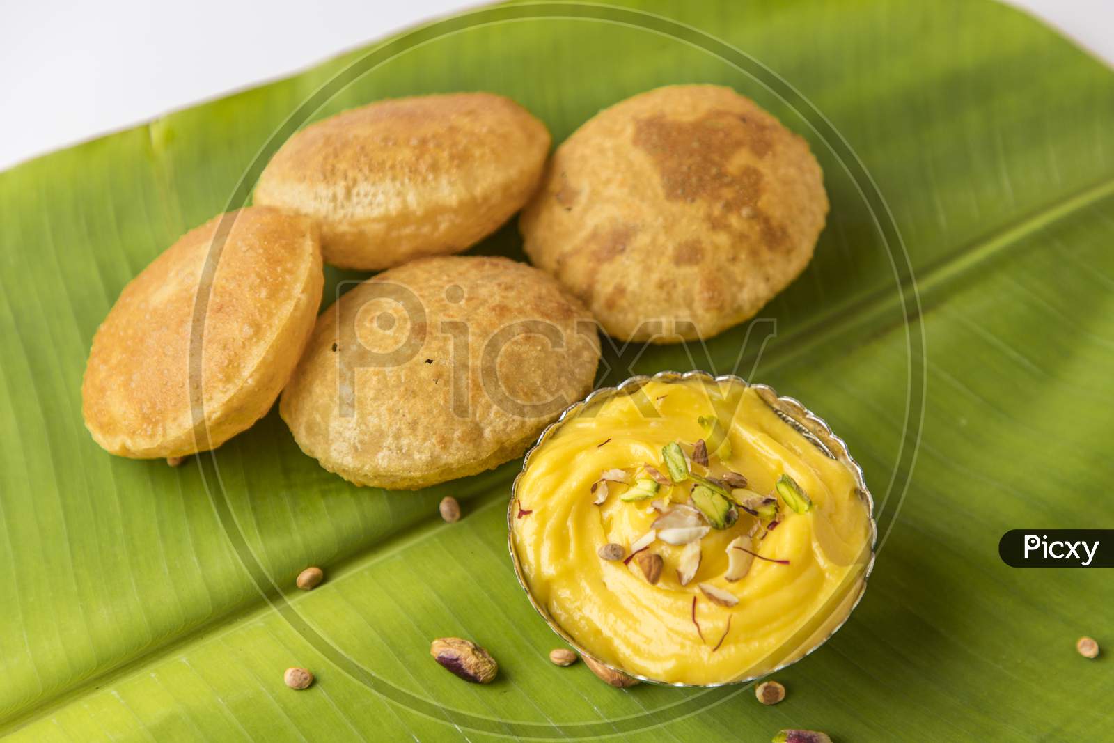Traditional Food For Marati New Year  Gudipadwa, Aam Panna And Puri