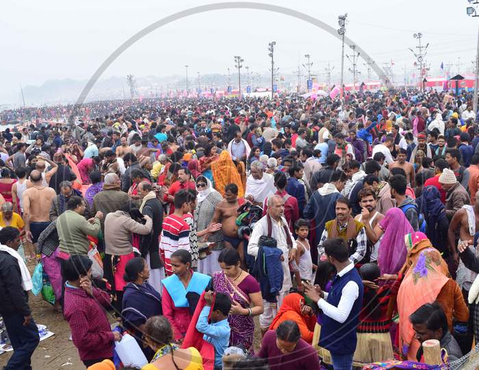 Hindu Devotees Crowd At  Prayagraj Ardh Kumbh Mela 2019