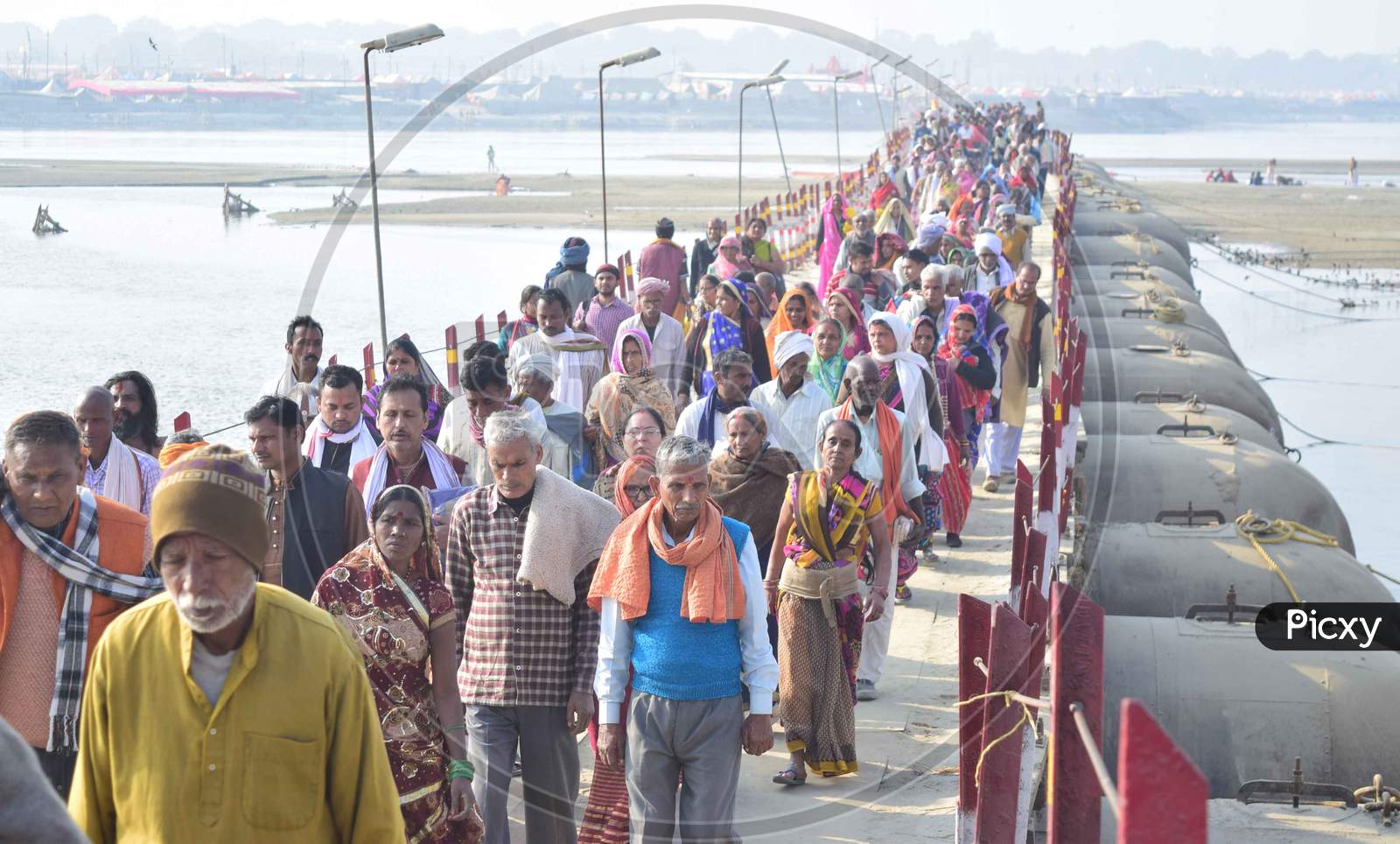 Crowd Of Hindu Devotees Arriving At Prayagraj Triveni Sangam For Holy Bath During Ardh kumbh Mela 2019