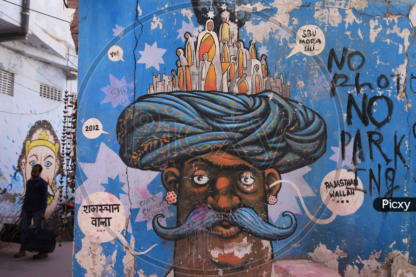 Paintings on walls in Pushkar