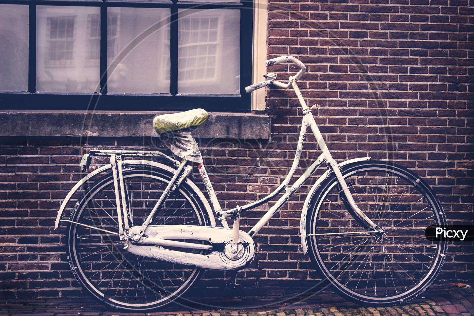Bicycle against the Wall, Amsterdam