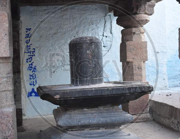 Lord Shiva Statue or Shiva Linga