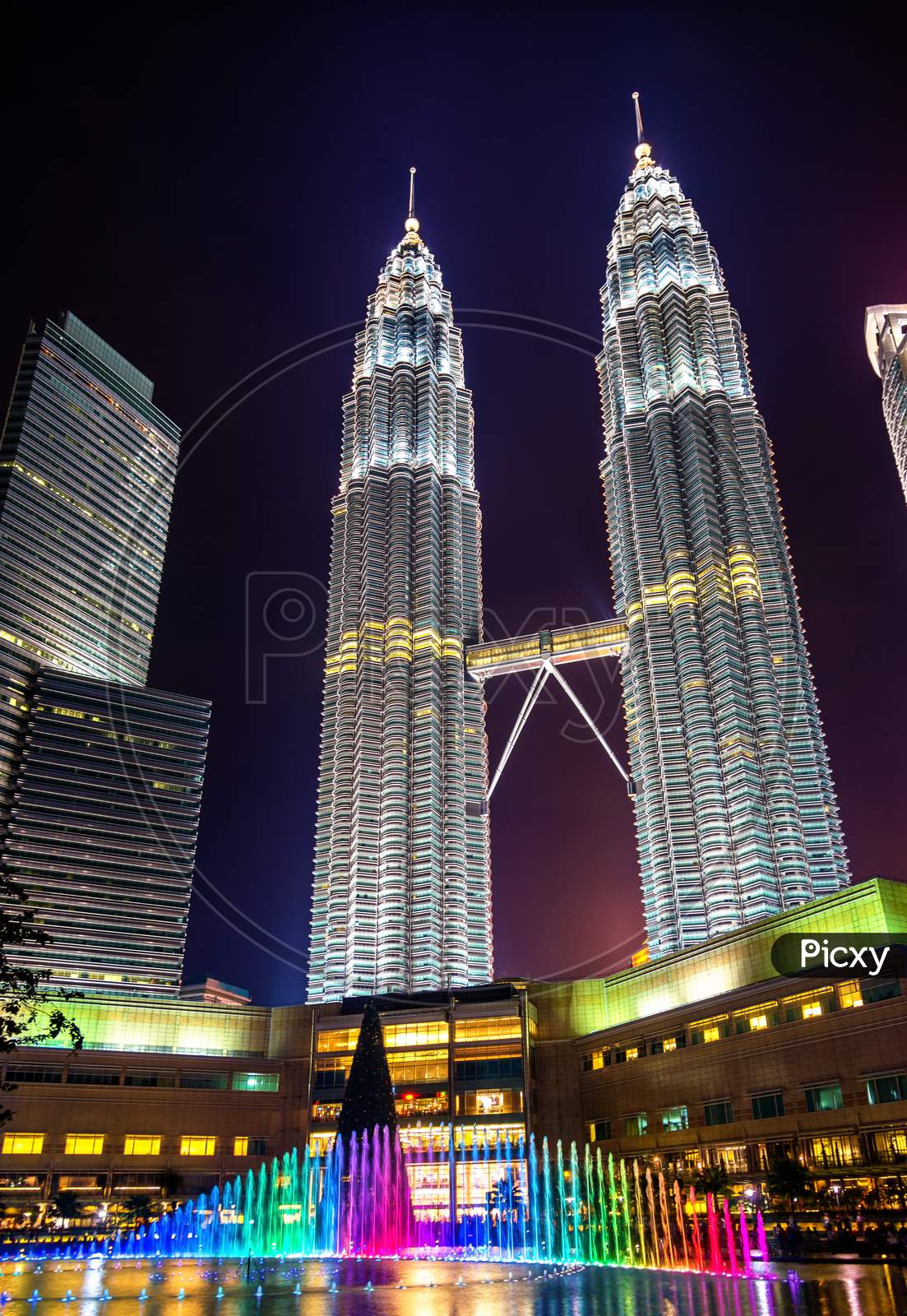 Twin Towers In Kuala Lumpur, Malaysia