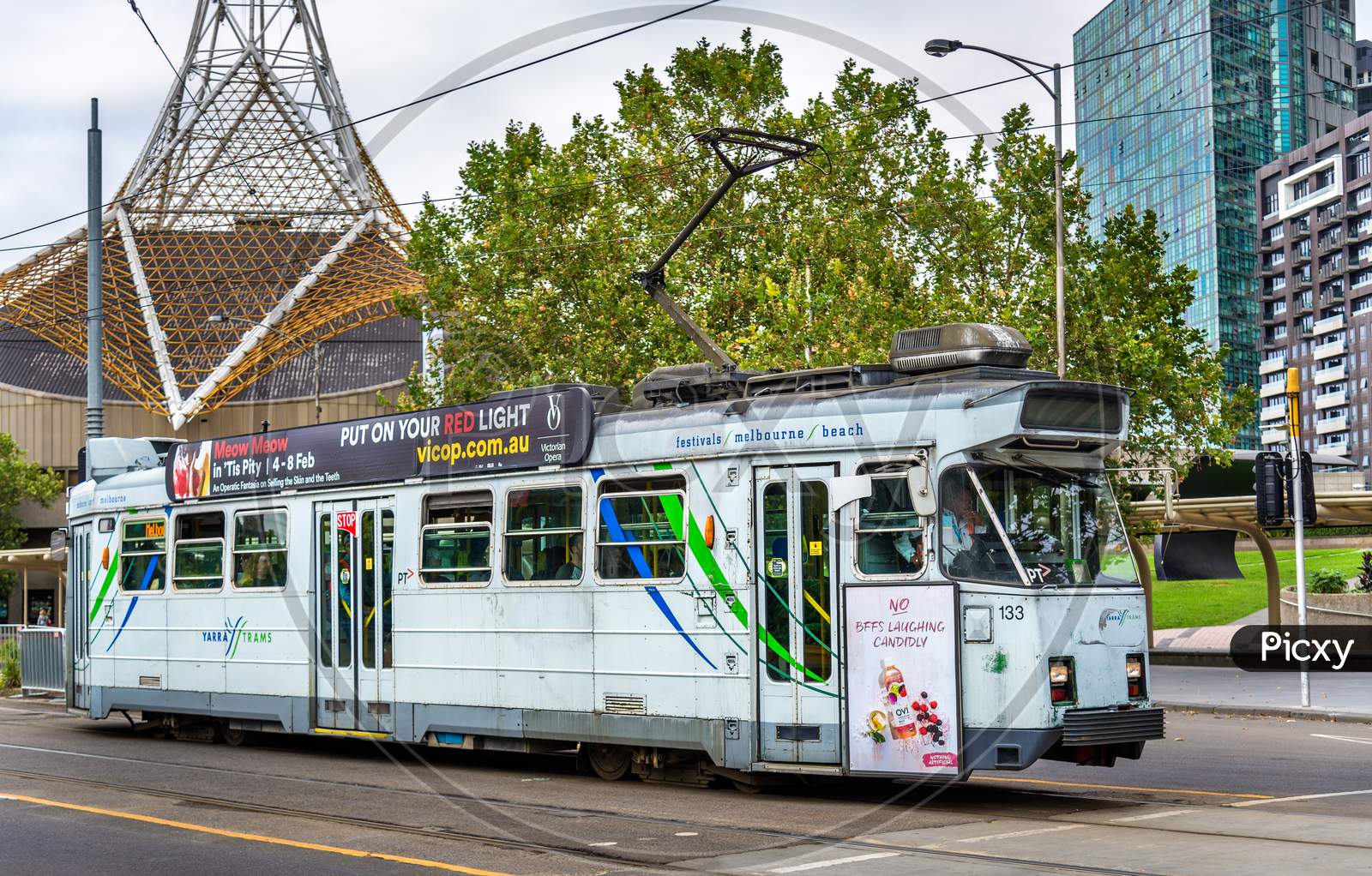 Comeng Z3 Class Tram On St Kilda Road In Melbourne, Australia