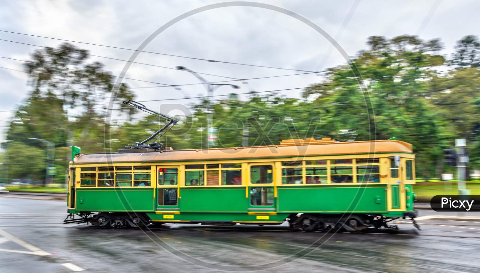 Heritage Tram On La Trobe Street In Melbourne, Australia