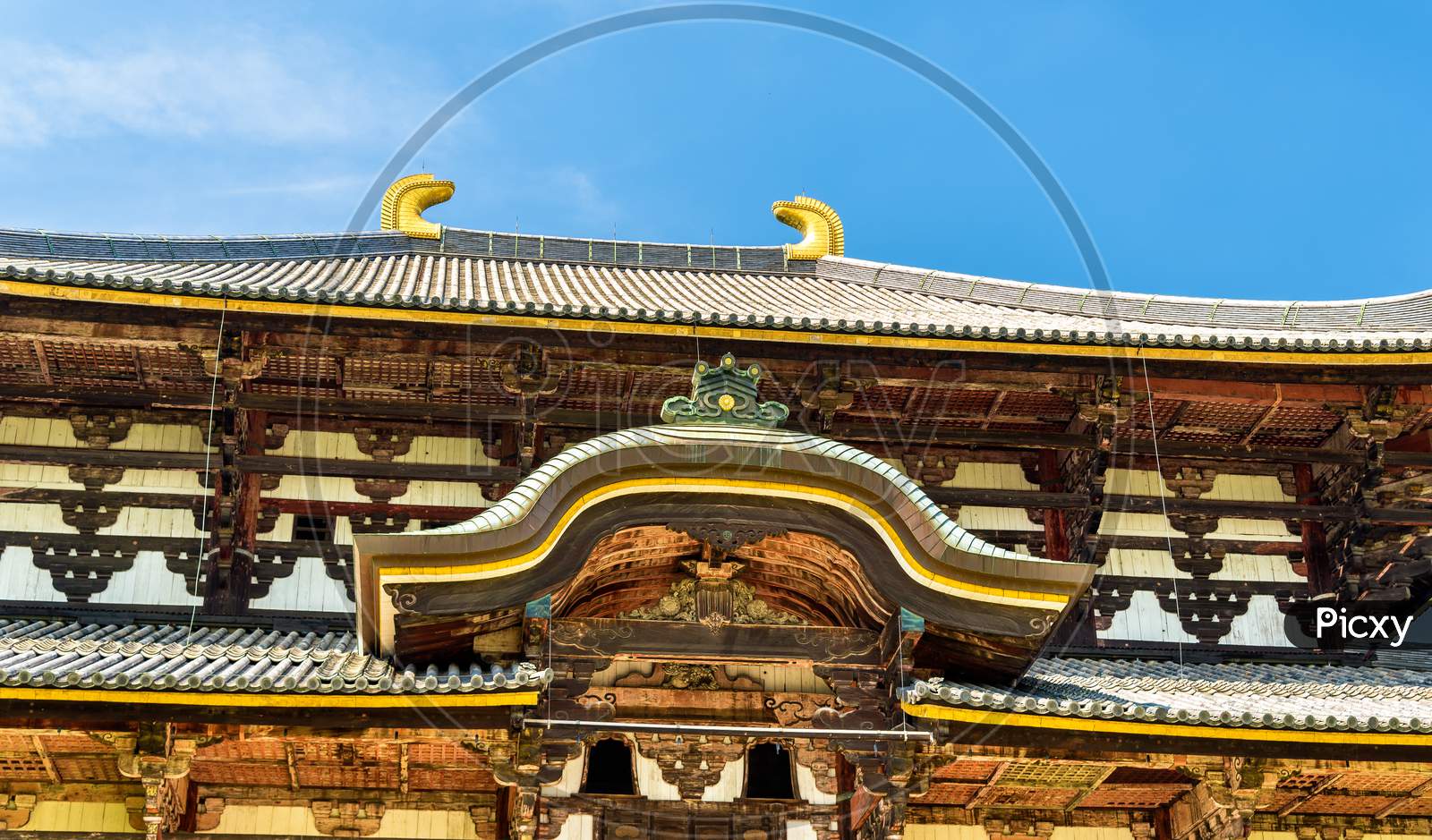 Great Buddha Hall Of Todai-Ji Temple In Nara