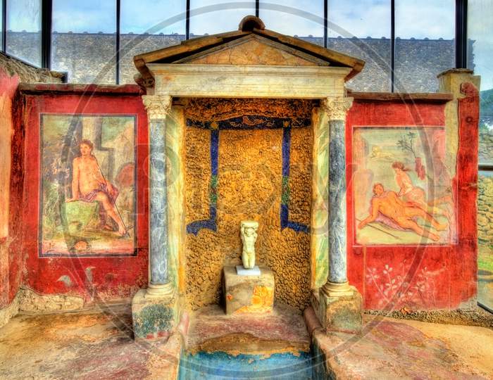 Paintings In The House Of Loreius Tiburtinus - Pompeii
