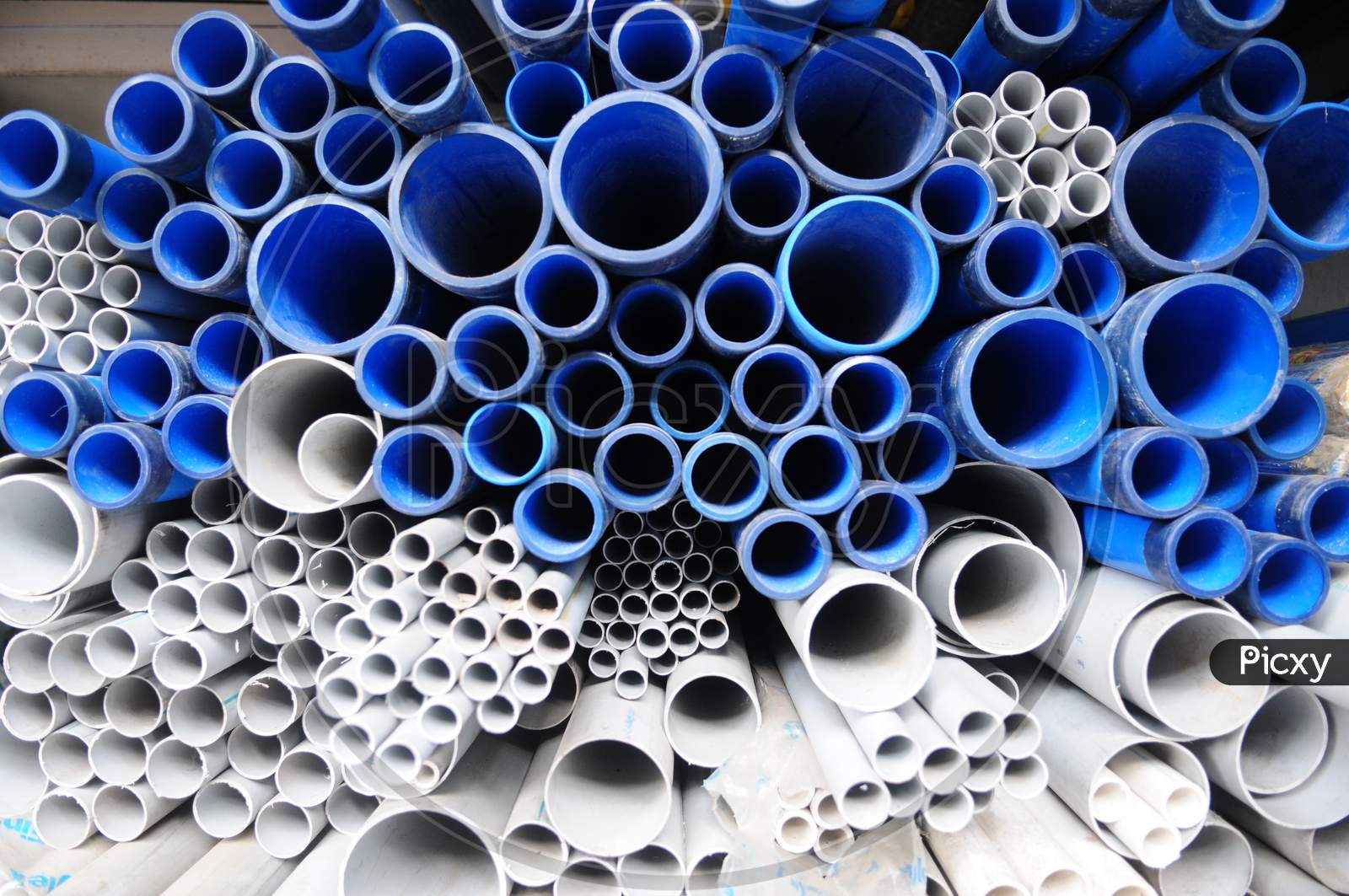 Patterns of Plastic Pipes