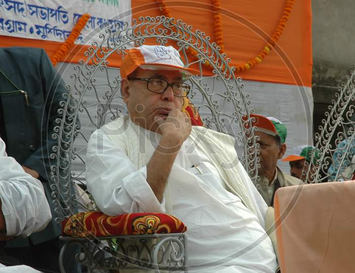 Former Indian President Pranab Mukherjee  Attending An Event At an Tribal Village  During  Tribal Festival Celebrations In Murshidabad
