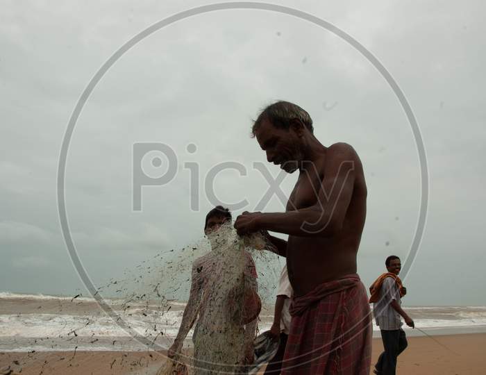 Indian Fisherman during a conversation