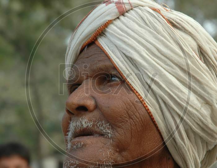 Indian Old man wearing turban