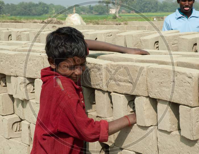 Children Of Families Working In Clay Brick Klins In Rural Villages Near Murshidabad, West Bengal