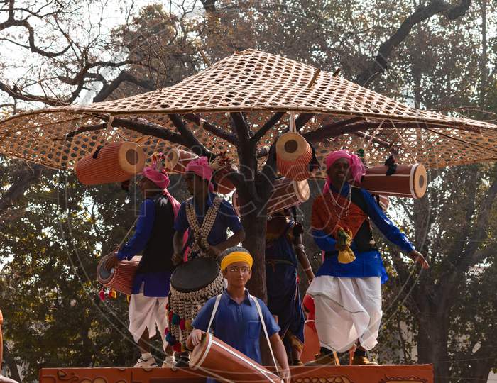 Tableau Of madhya pradesh Shows Culture Of the state On 71st Republic Day 2020