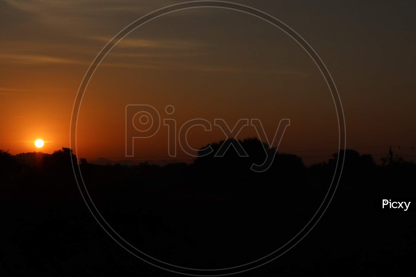 The Silhouette In Nature , Silhouette Photography In Sunrise With Silhouette Sun Background