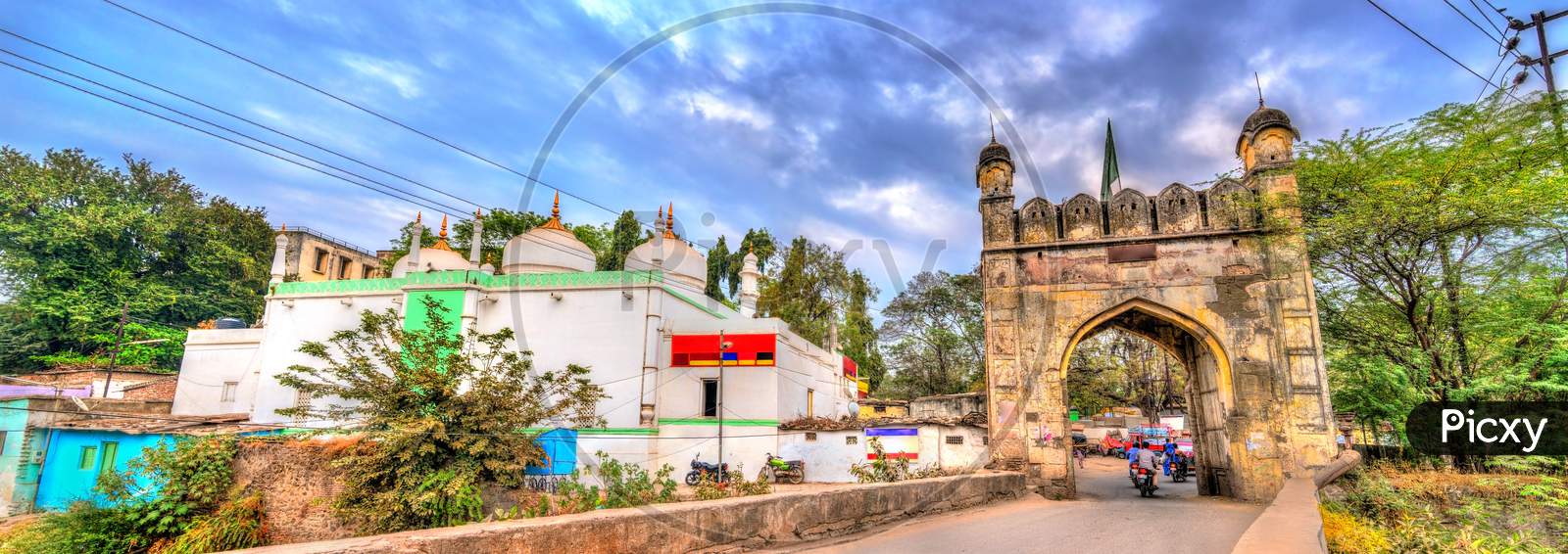 Jamil Baig Masjid Mosque And Mahmud Darwaza Gate In Aurangabad, India