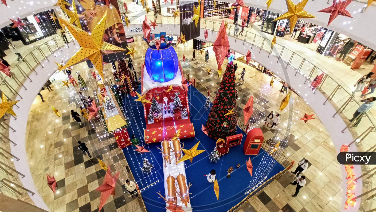Christmas Celebrations at Forum Sujana Mall Hyderabad