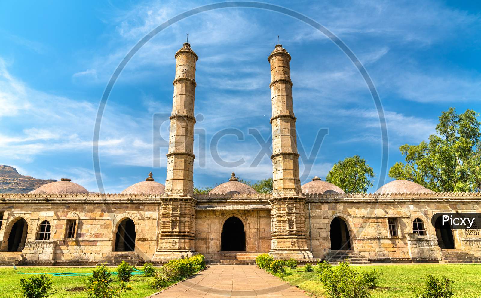 Sahar Ki Masjid At Champaner-Pavagadh Archaeological Park. A Unesco Heritage Site In Gujarat, India