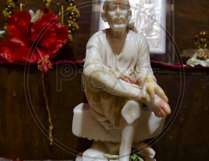 Hindu God sai Baba Idol