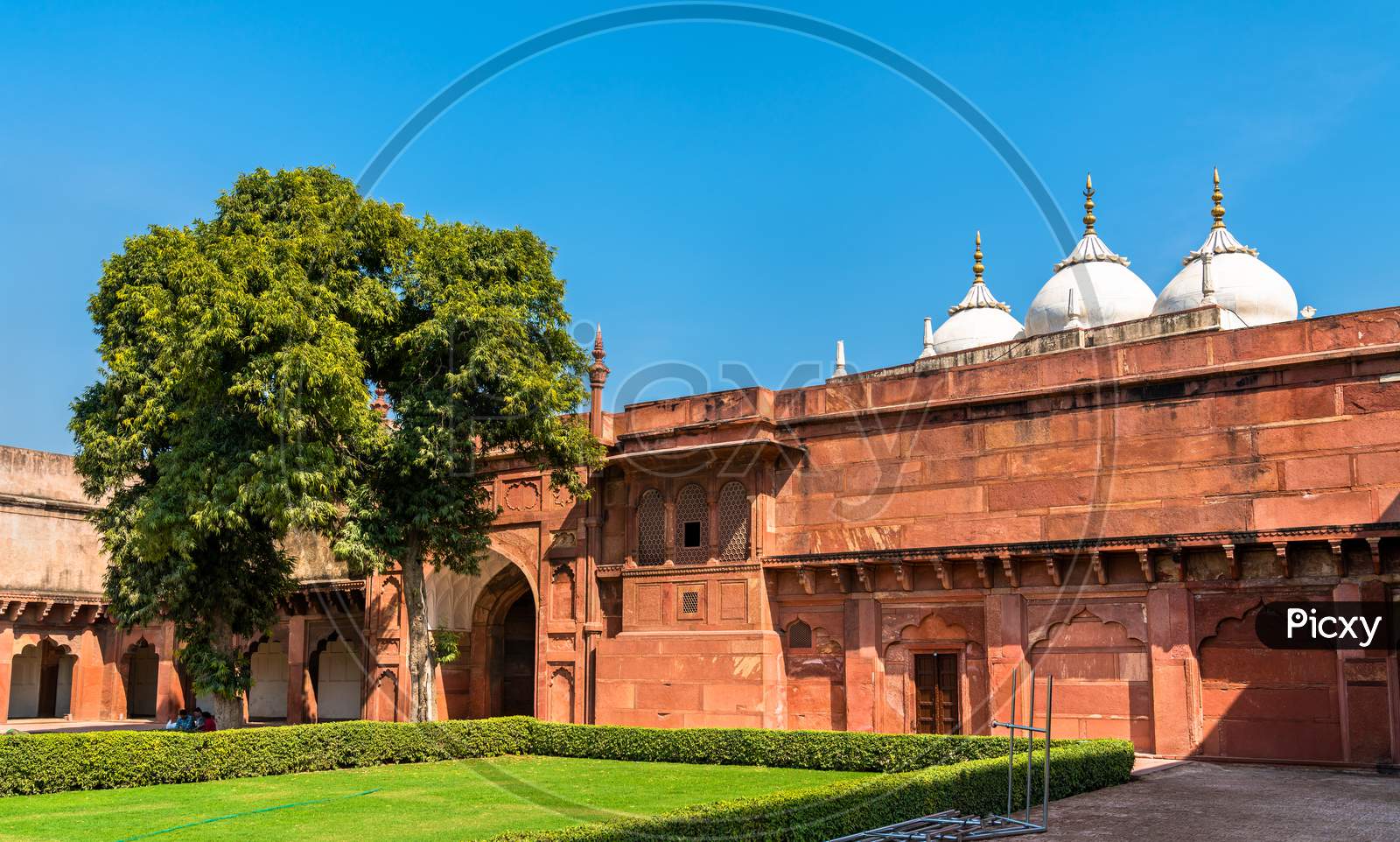 Defensive Walls Of Agra Fort. Unesco Heritage Site In India