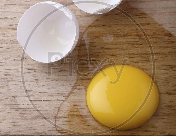 Egg break On an Wooden Table