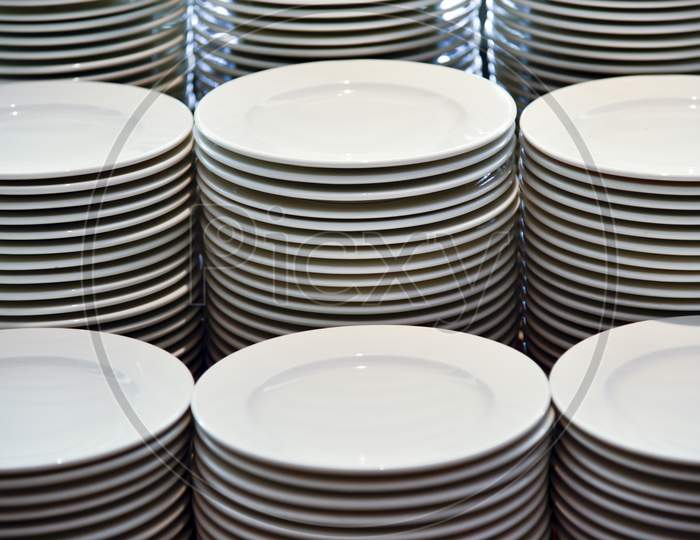 Dining Plates In an Store