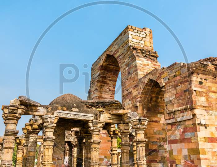 Ruins Of Quwwat Ul-Islam Mosque At The Qutb Complex In Delhi, India
