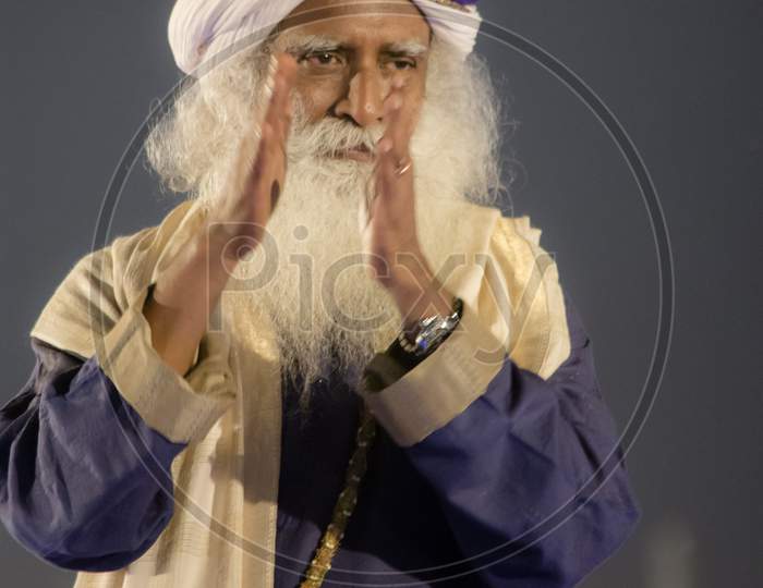 Sadhguru Jaggi Vasudev , Spiritual Guru