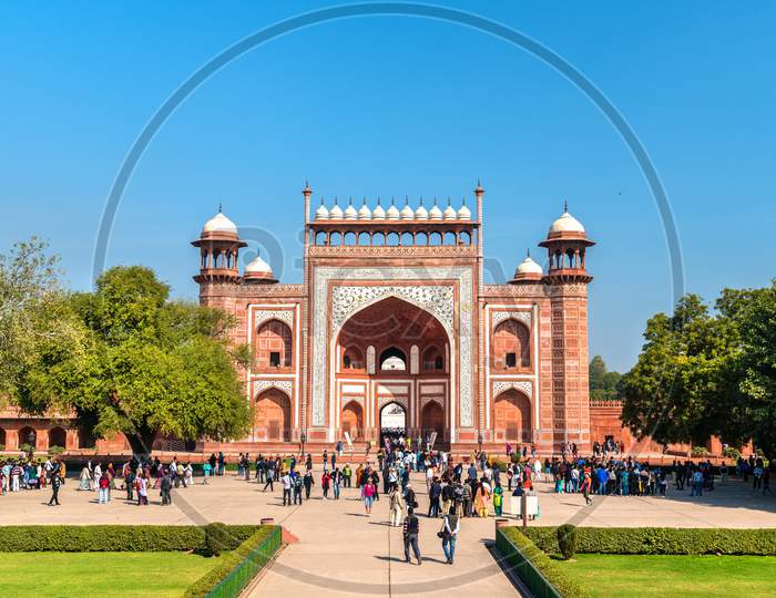Darwaza I Rauza, The Great Gate Of Taj Mahal - Agra, India