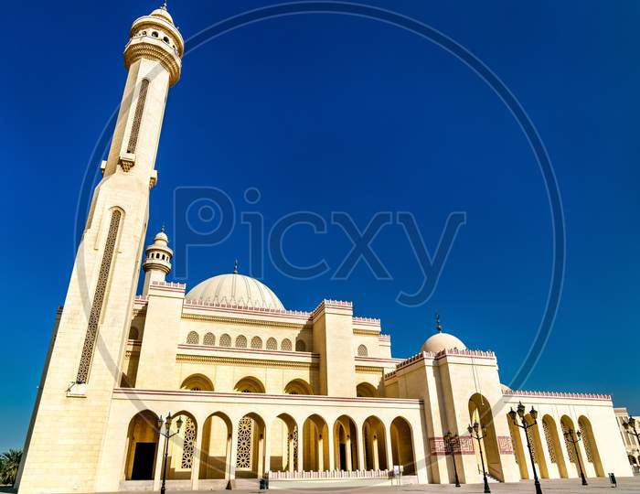 Al Fateh Grand Mosque In Manama, The Capital Of Bahrain