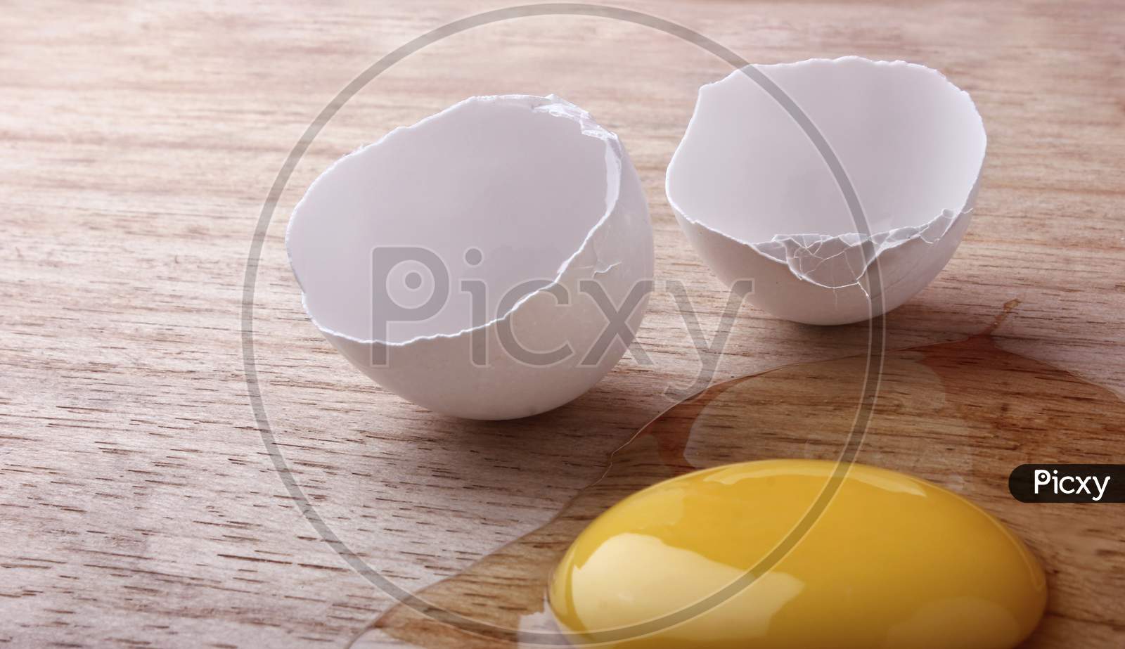 Egg break On an Wooden Table