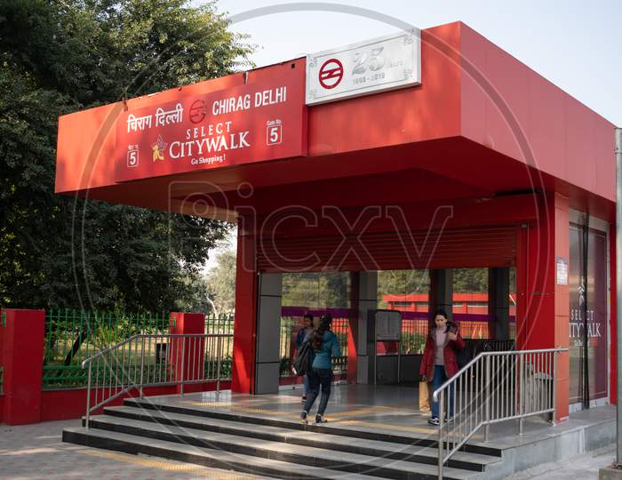 Chirag Delhi Select City Walk metro station