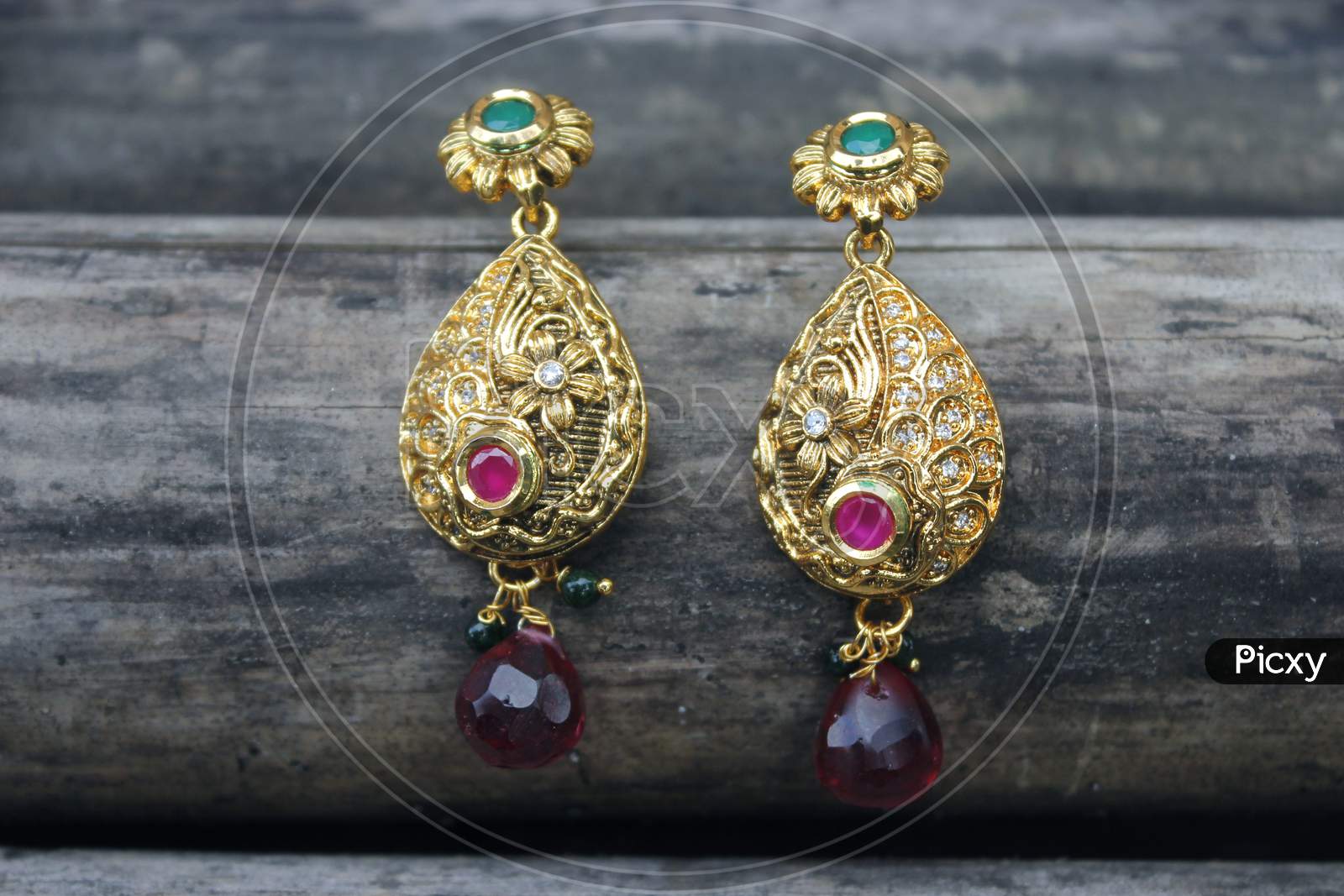 Gold  Ear Rings Jewelry